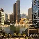 Marina View Executive Apartment , 3 Mins Jbr Beach Walk